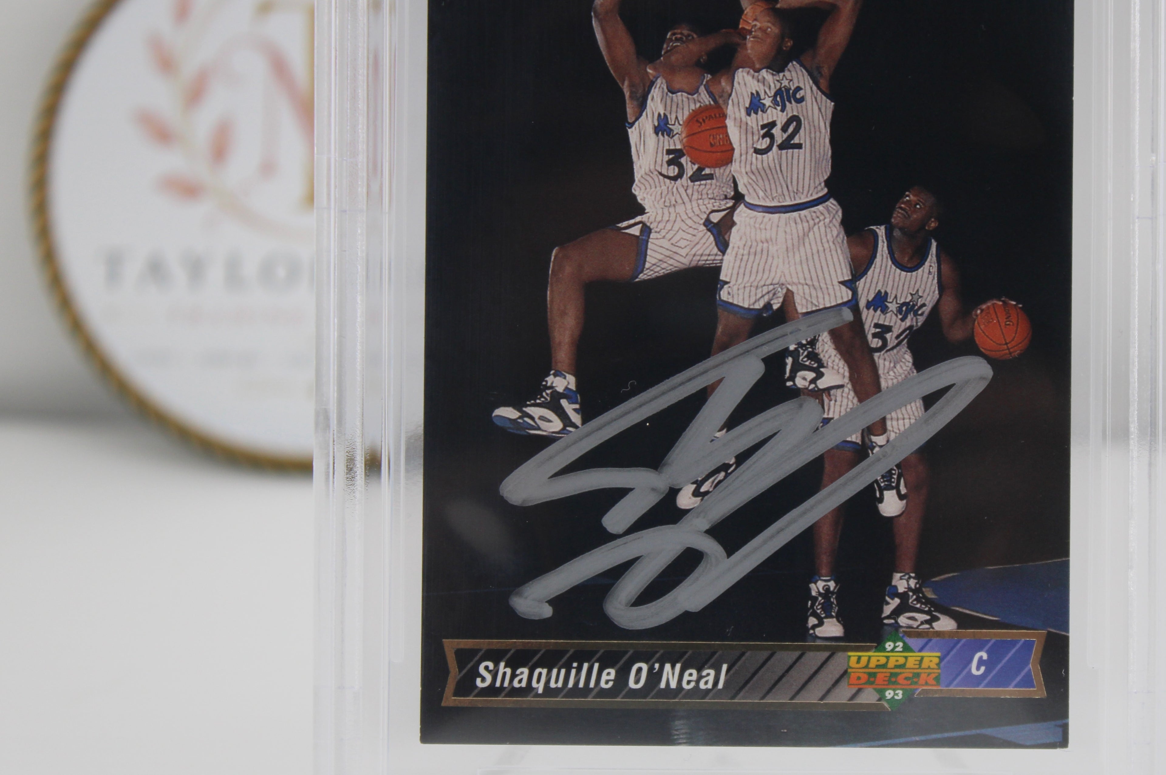 1992-93 Upper Deck #1B Shaquille O'Neal Trade Beckett 9 Auto Game-Worn Patch Rookie Year Jersey