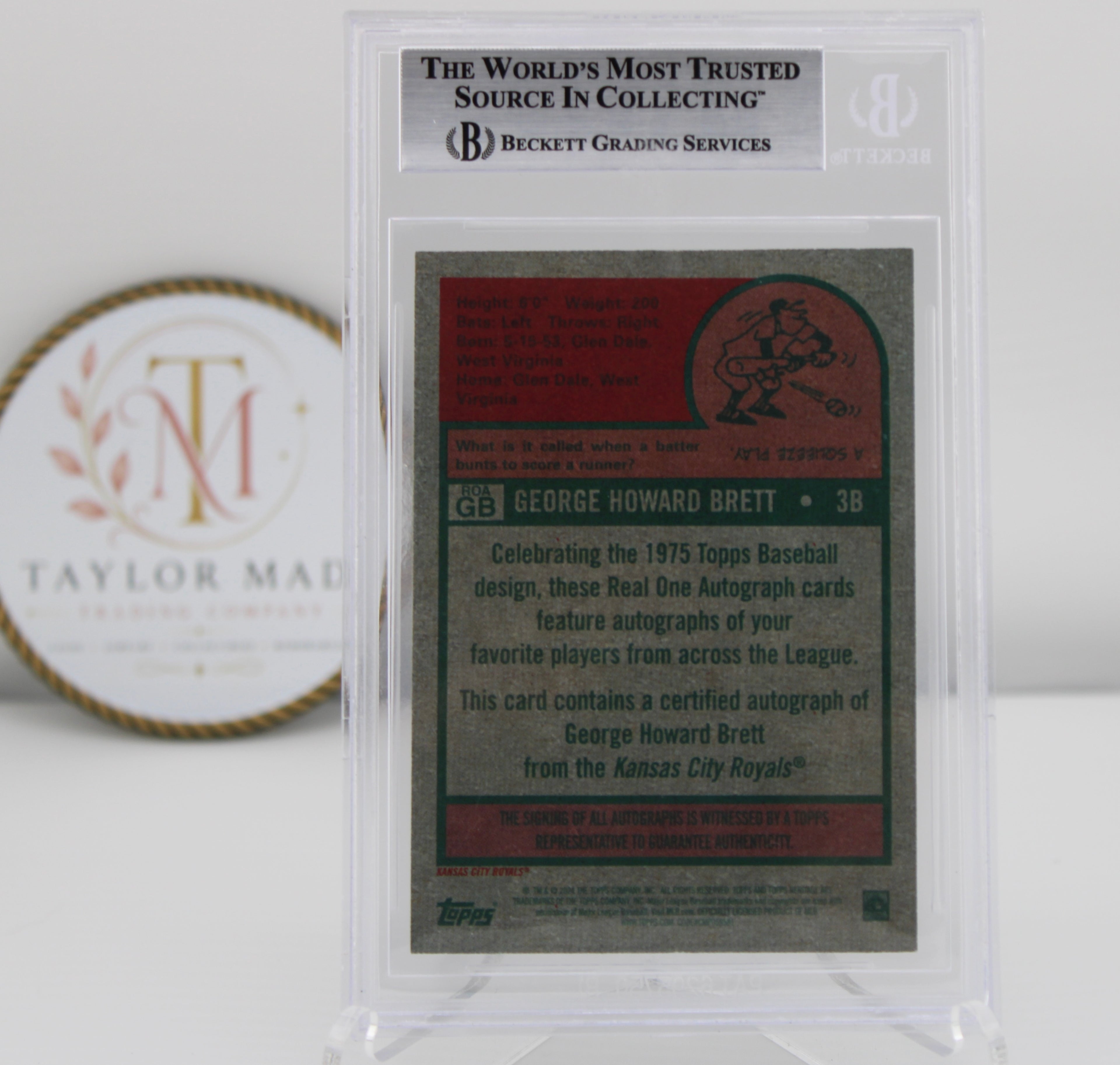 2024 Topps Heritage Real One Autographs Red Ink #ROAGB George Brett Beckett 8.5 NM-MT+ 63/75
