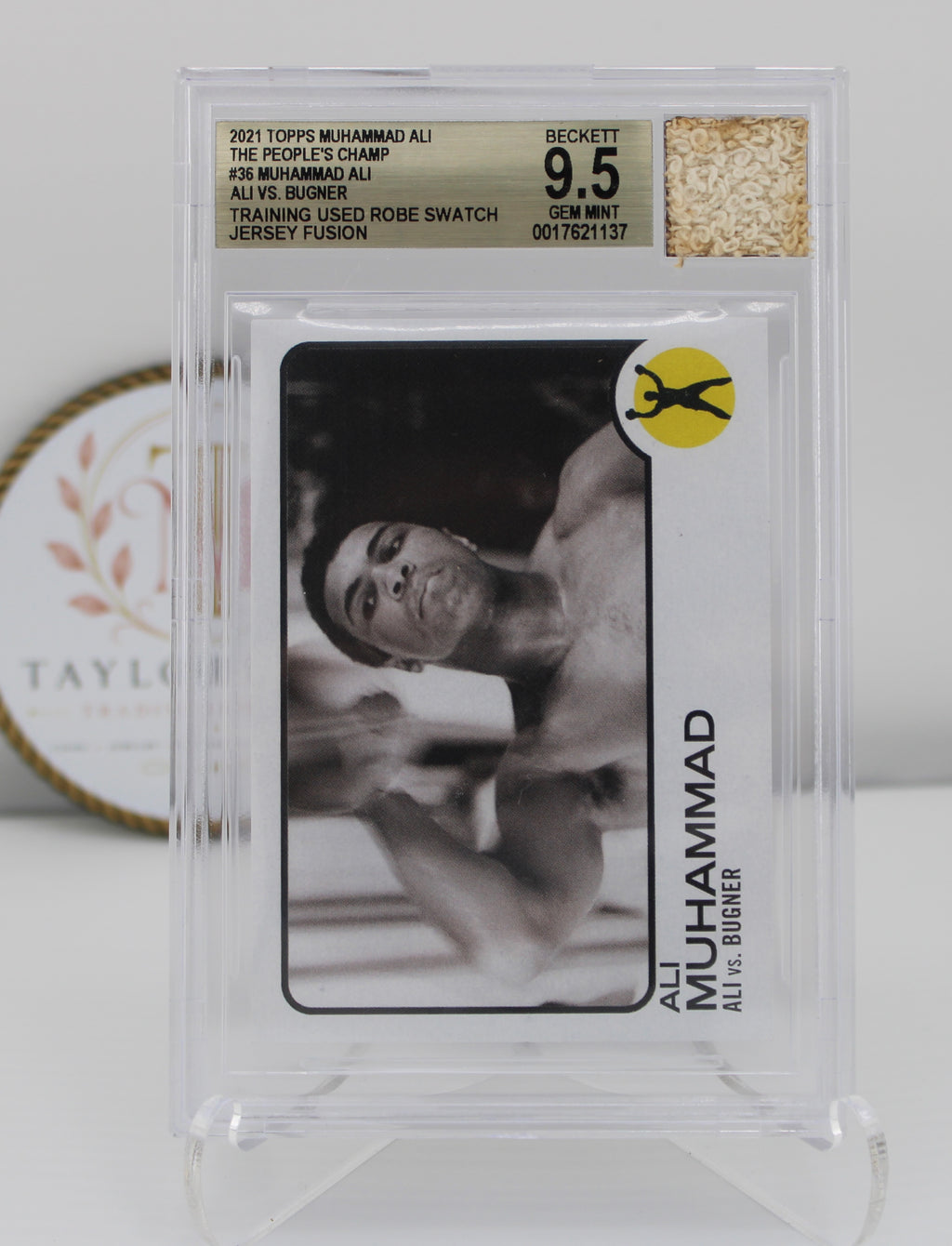 2021 Topps Muhammad Ali The People's Champ #36 Ali vs. Bugner Training Used Robe Swatch BGS 9.5 (Gem Mint)