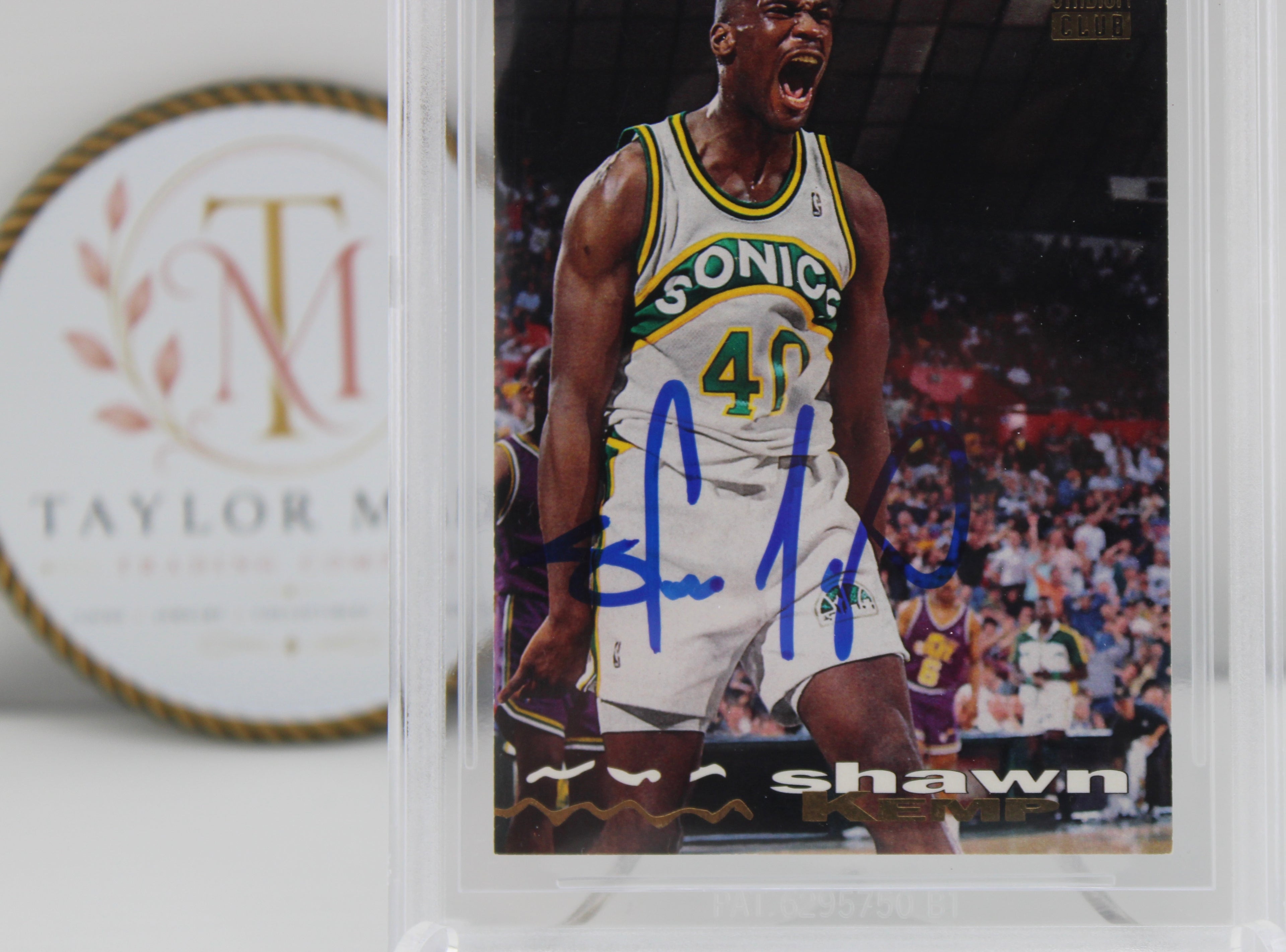 1993-94 Topps Stadium Club Shawn Kemp #222 BGS Authentic Autograph