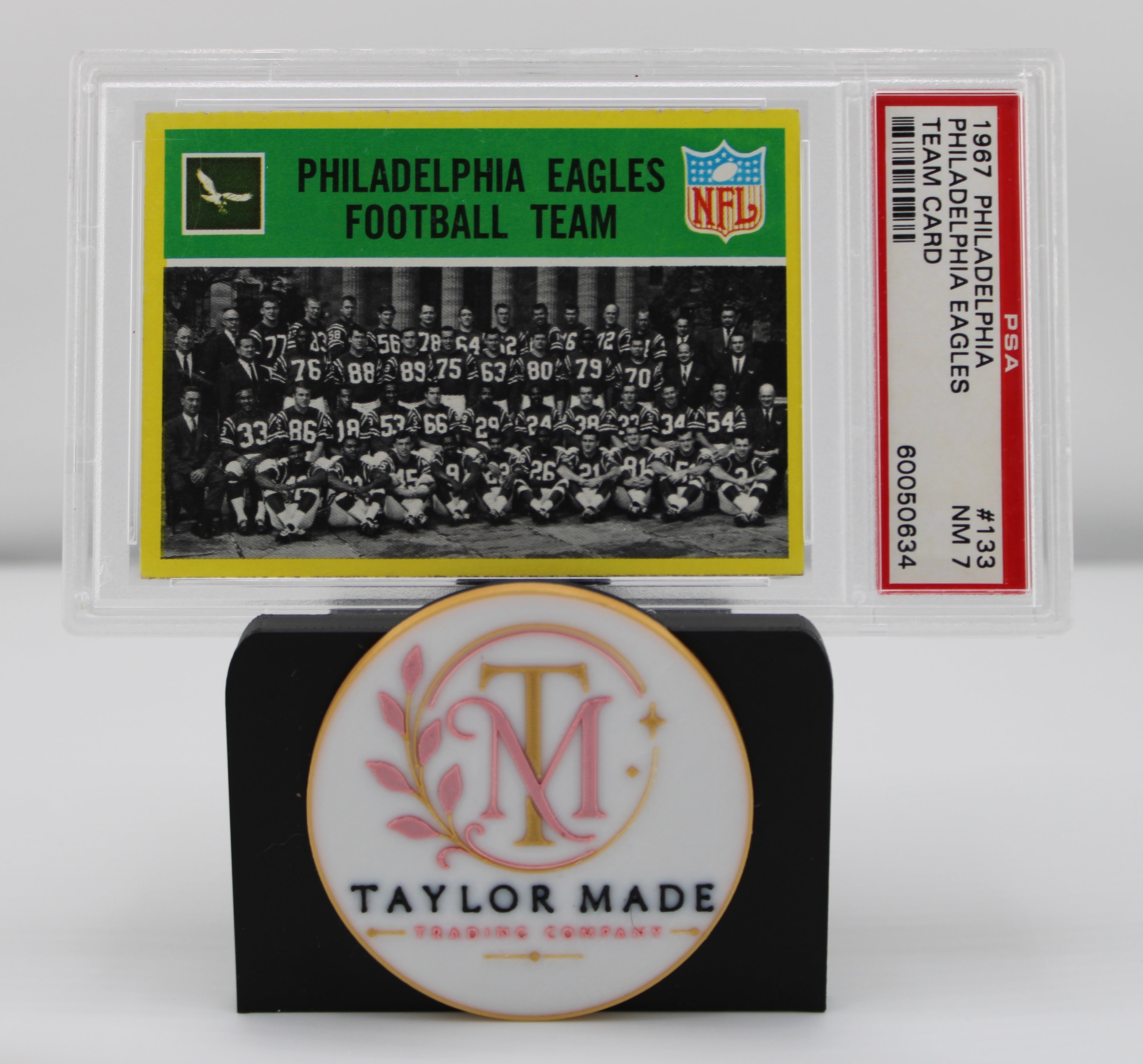 1967 Philadelphia #133 Philadelphia Eagles Team Card PSA NM 7 - Front