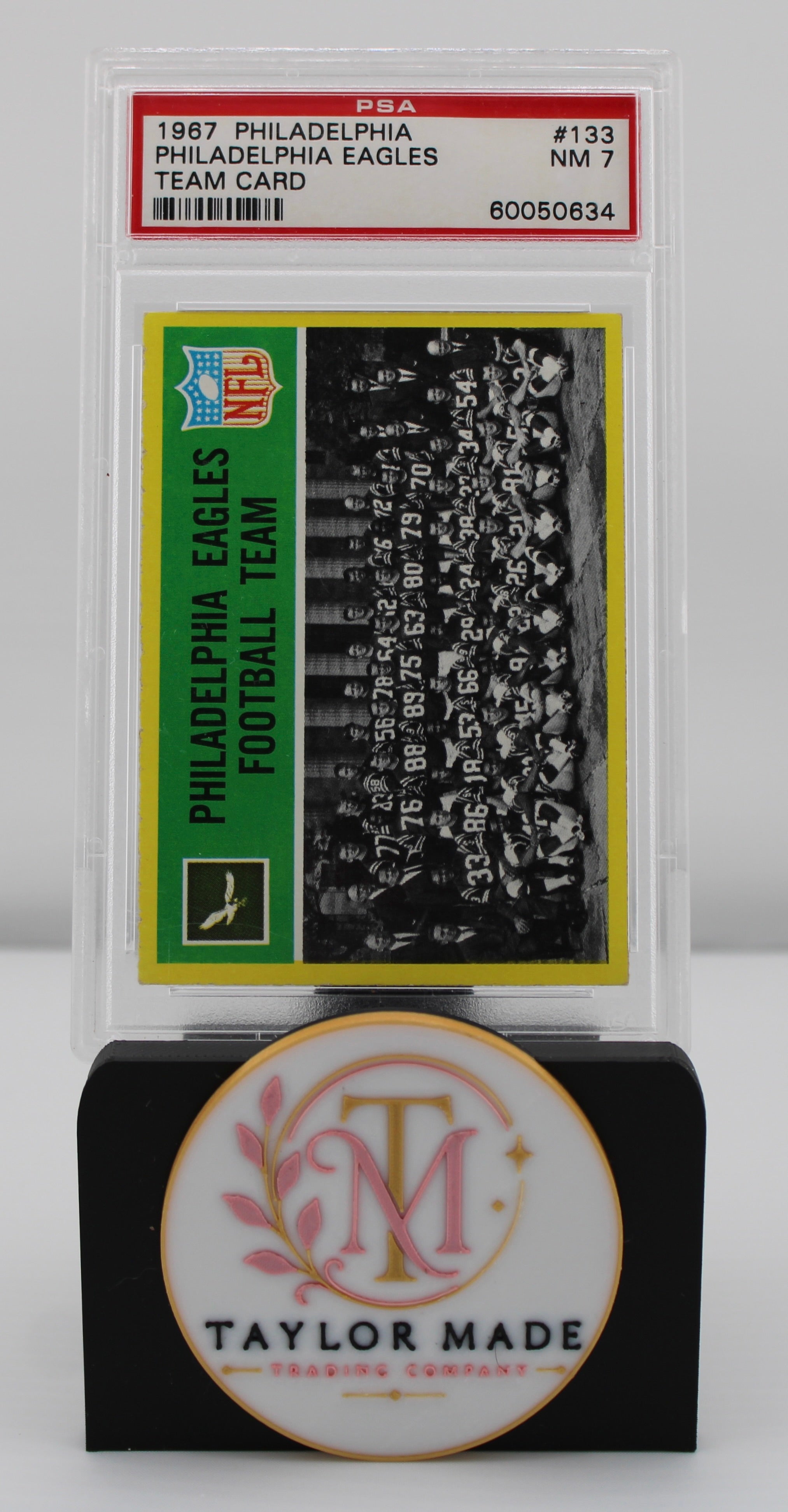 1967 Philadelphia #133 Philadelphia Eagles Team Card PSA NM 7