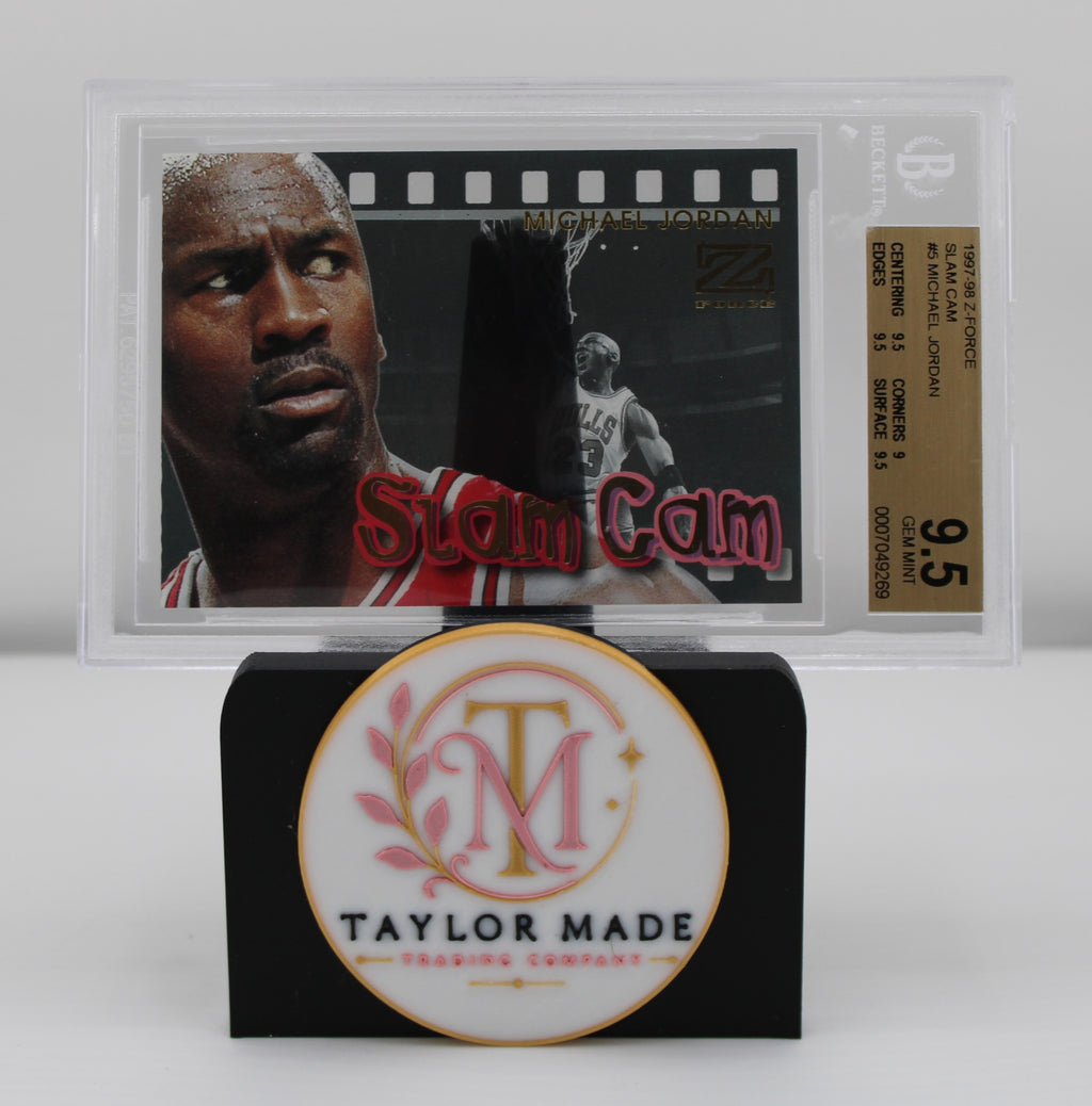 Michael Jordan 1997-98 SkyBox Z-Force Slam Cam #5 BGS 9.5 - Front
