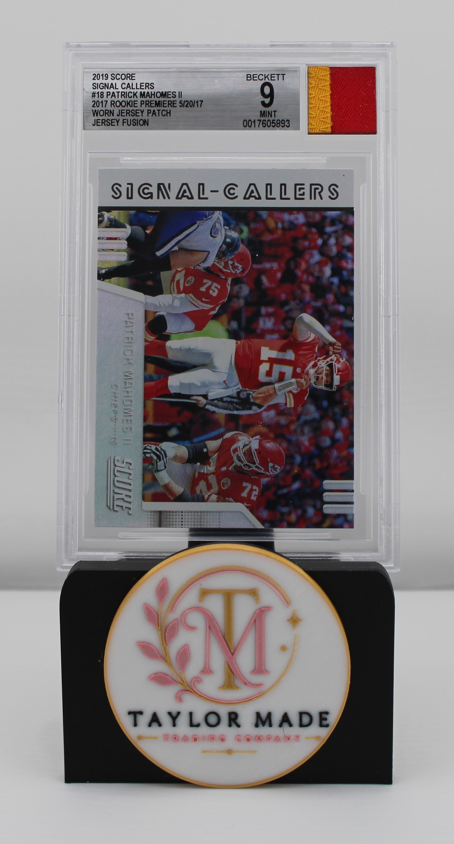 2019 Score #SC-18 Patrick Mahomes II Signal Callers Rookie Premiere Patch BGS 9 - Card back angle showing patch