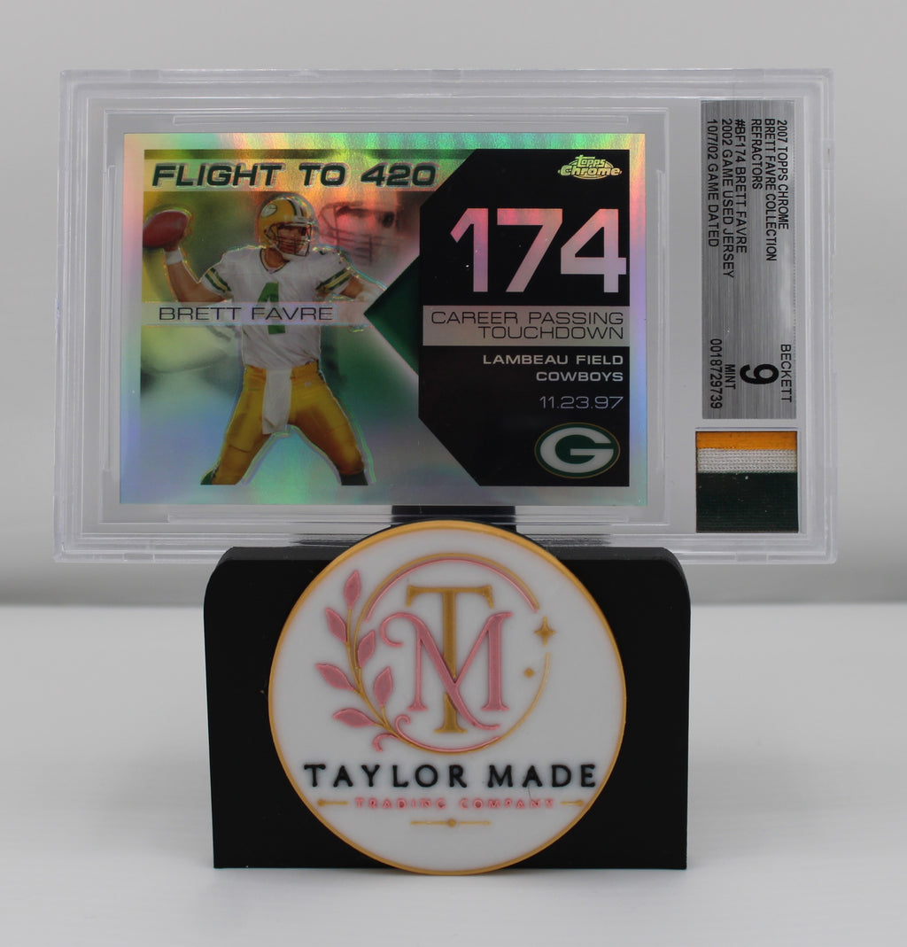 2007 Topps Chrome #BFC-BF174 Brett Favre Flight to 420 Refractor Game Used Jersey BGS 9 /99 - Card front
