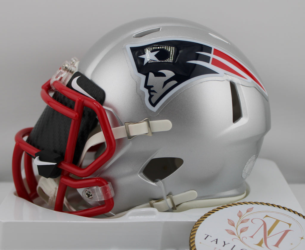 Treveyon Henderson #32 Autographed Patriots Riddell Speed Mini Helmet BAS - Right side view with Flying Elvis logo