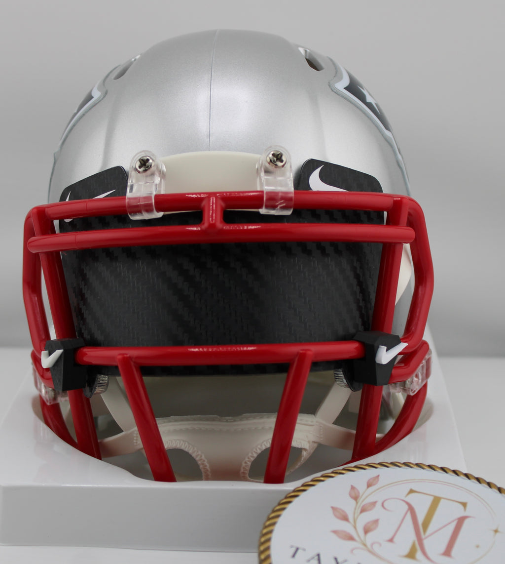 Treveyon Henderson #32 Autographed Patriots Riddell Speed Mini Helmet BAS - Front view with red facemask and black visor